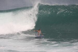 サーファー整体師